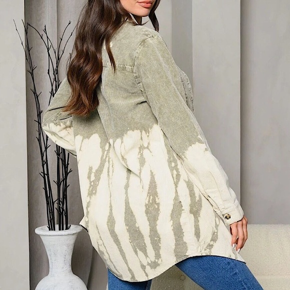 ☃️BOGO50%☃️ 🆕💚PEACH LOVE: OLIVE Washed Corduroy Button Up Shirt SMALL - Picture 6 of 14